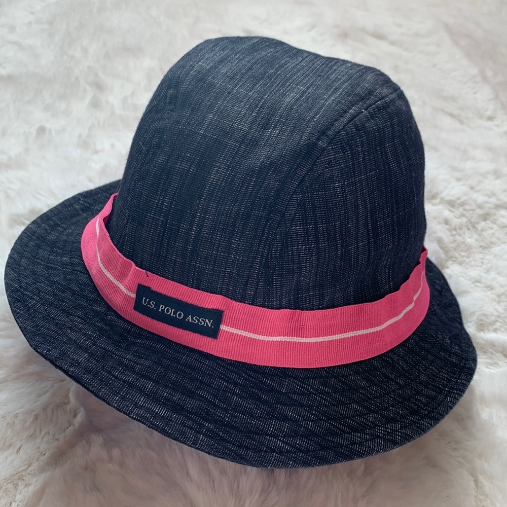 U.S. Polo Assn. Black Charcoal blend with pink ribbon bucket hat